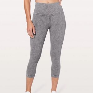 Lululemon WU Crop Washed Luna